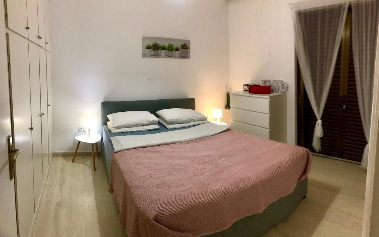 Marina Apartment Artemi Extérieur photo